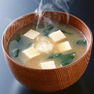 スプーン一杯の米ぬかがあなたの健康を保ちます。